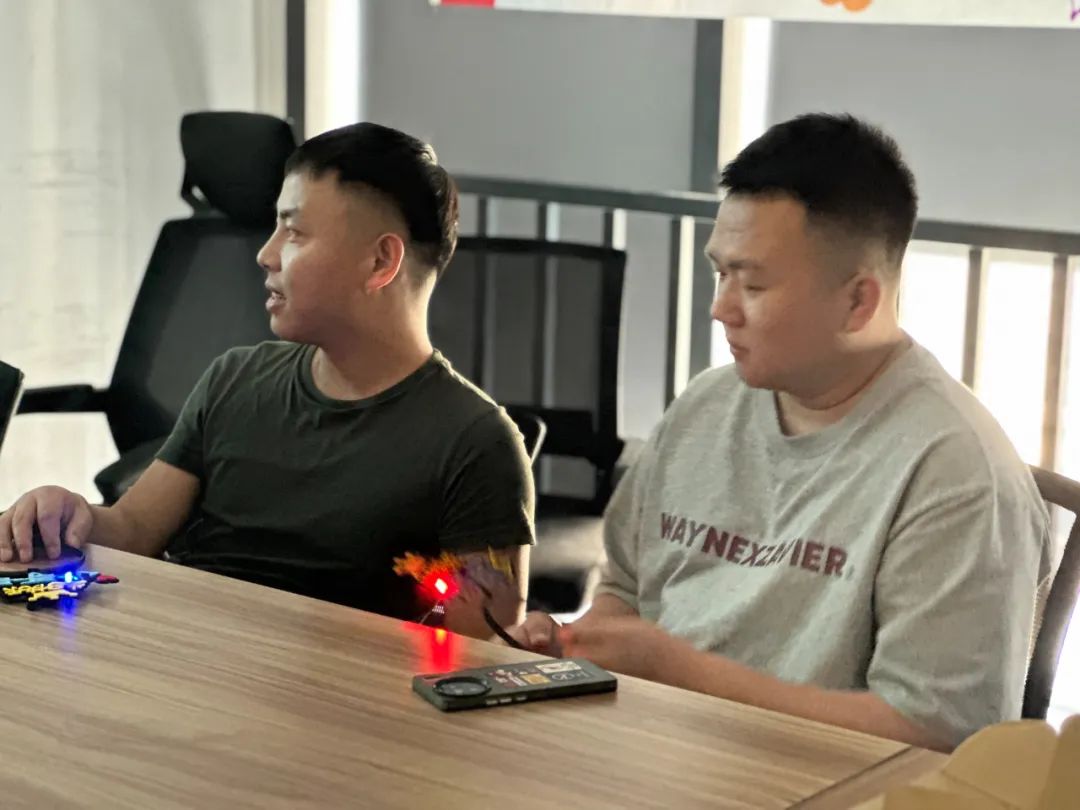 9_1080 �� 810_79.2 KB.jpg